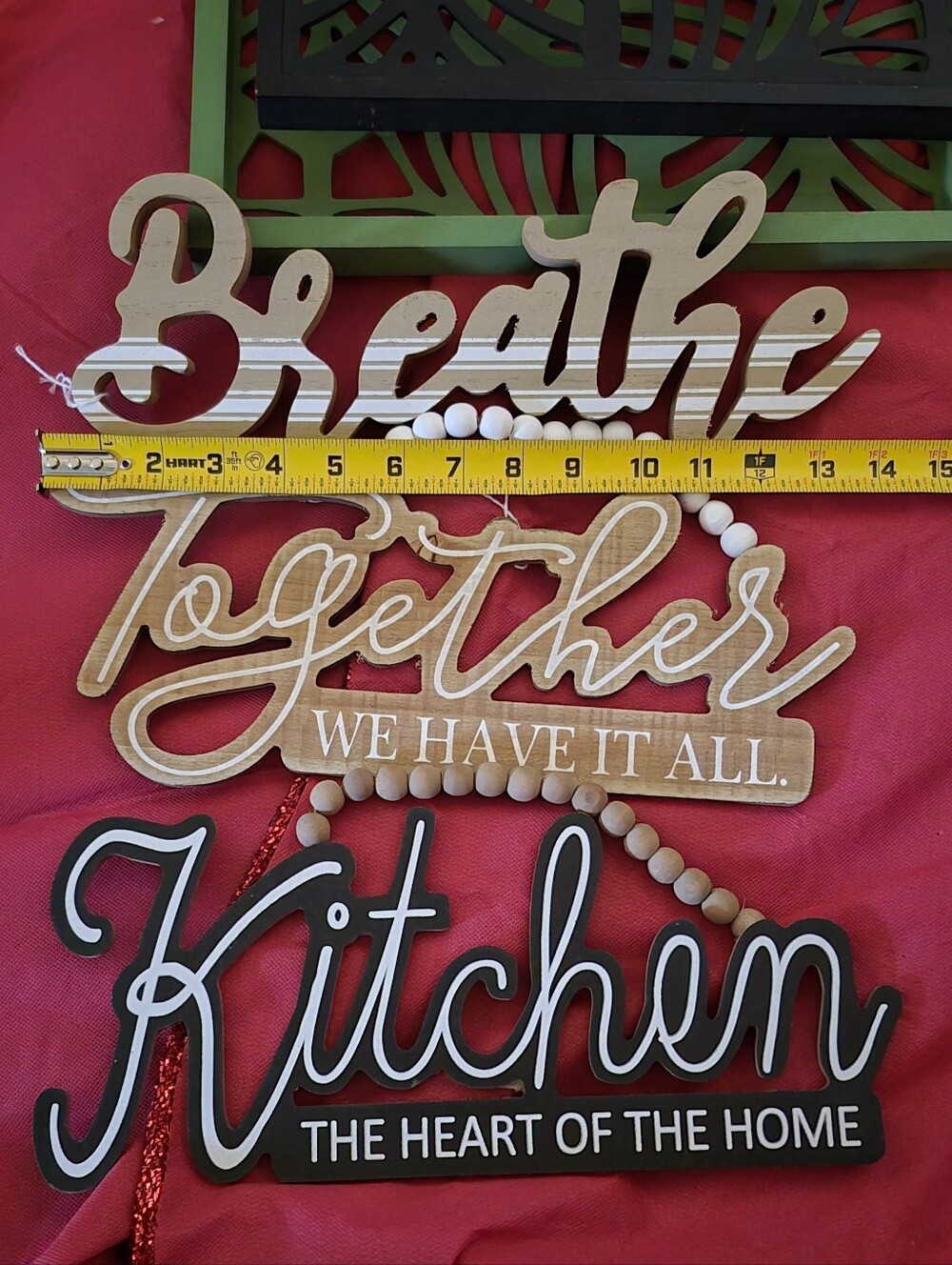 BUNDLE LOOK Decorative leaf wall art, kitchen or picnic,.